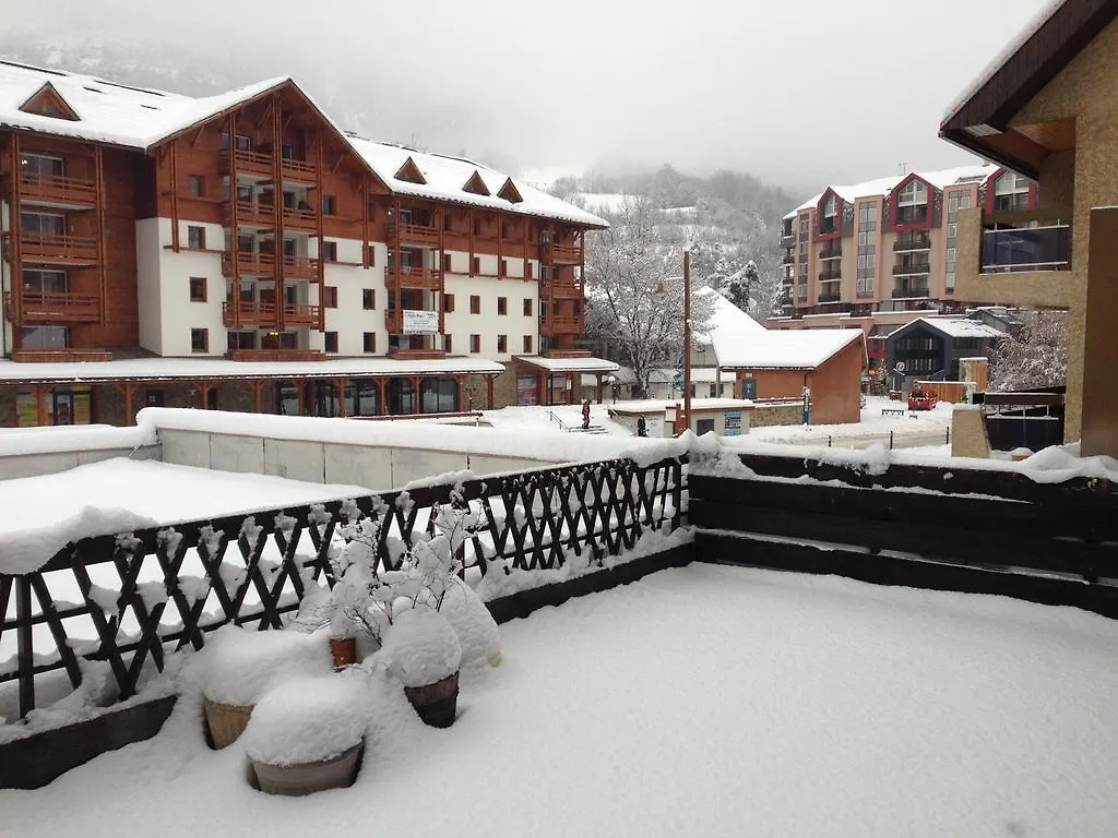 Apartment T3 Avec Terrasse Plein Sud Au Pied Des Telecabines Briancon